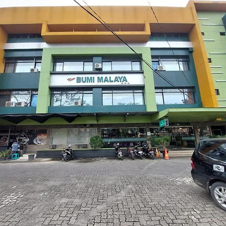 Hotel Bumi Malaya Medan Exterior foto