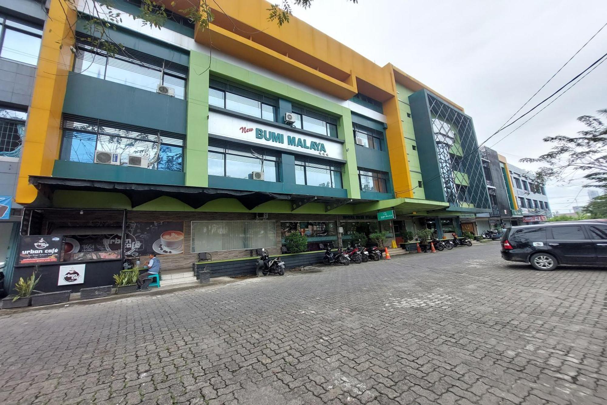 Hotel Bumi Malaya Medan Exterior foto